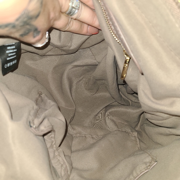 BCBG Medium size tote - Picture 4 of 6